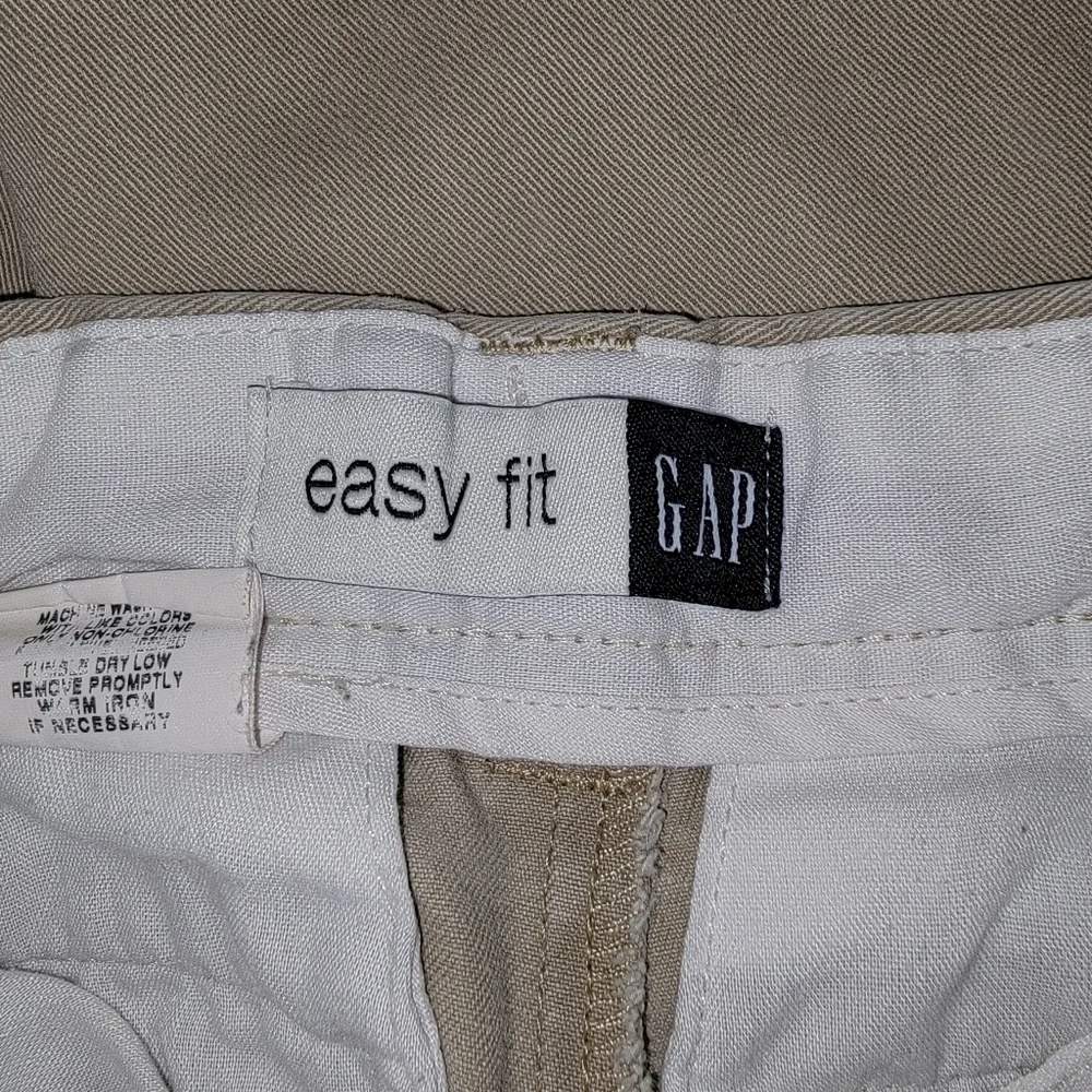 Gap easy fit size 5 regular adjustable waist khaki pants